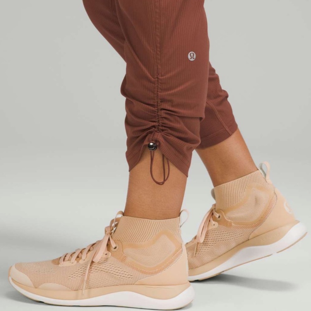 Lululemon Dance Studio Mid Rise Crop 25" Ancient Copper 4 - Picture 3 of 10